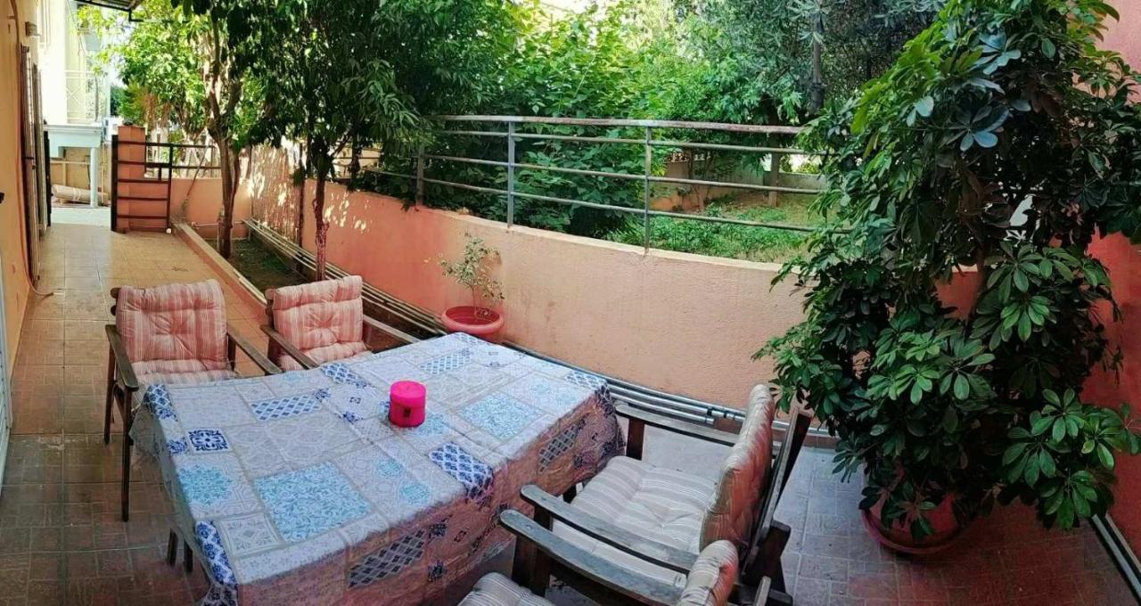 Ilias' Cosy And Relaxing Apartment Atina Dış mekan fotoğraf
